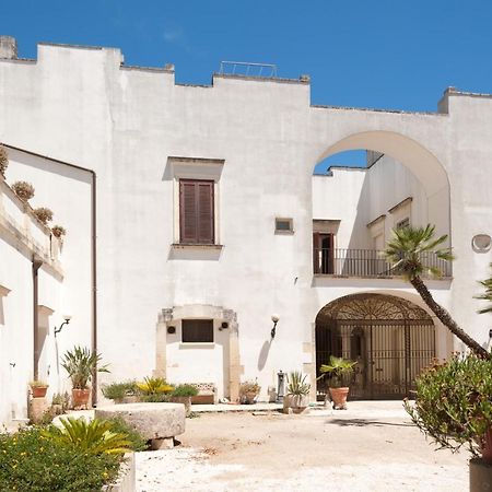 Bed and Breakfast Palazzo Francesco Grassi Aradeo Экстерьер фото