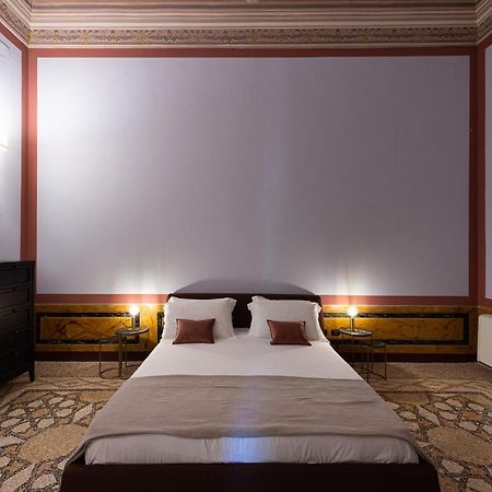 Bed and Breakfast Palazzo Francesco Grassi Aradeo Экстерьер фото